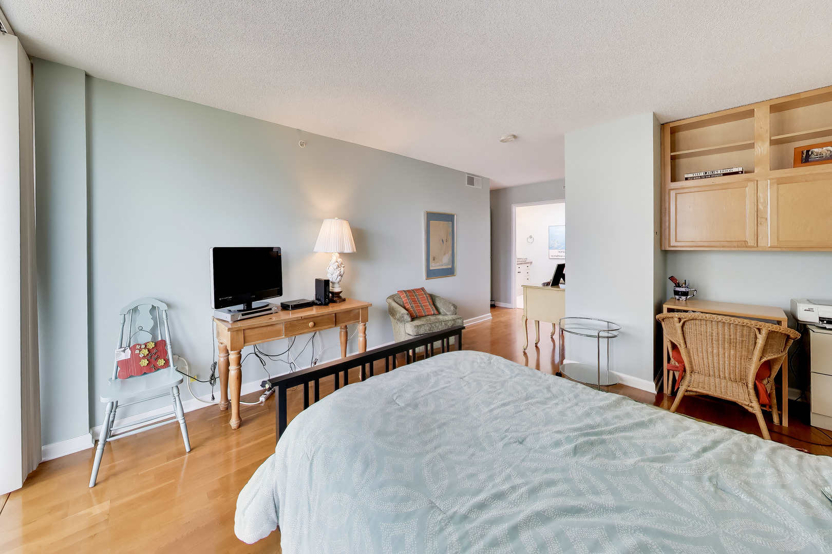 1580 sherman Avenue Unit: PH6
