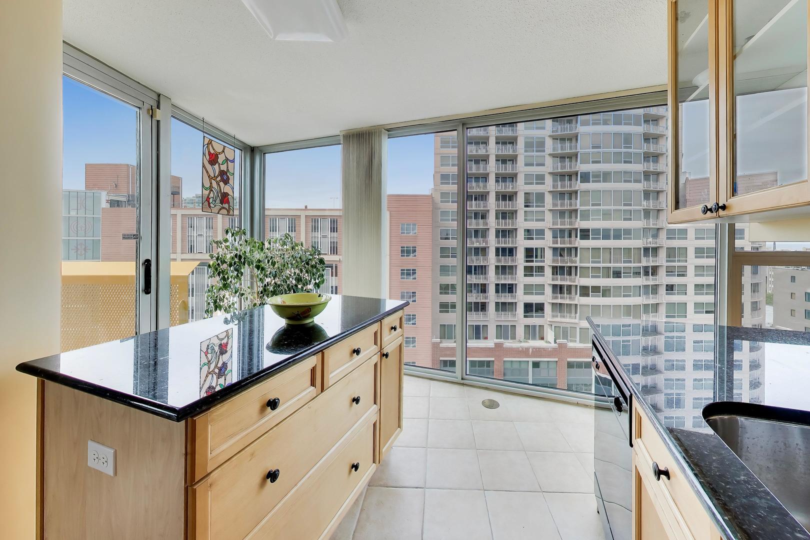 1580 sherman Avenue Unit: PH6