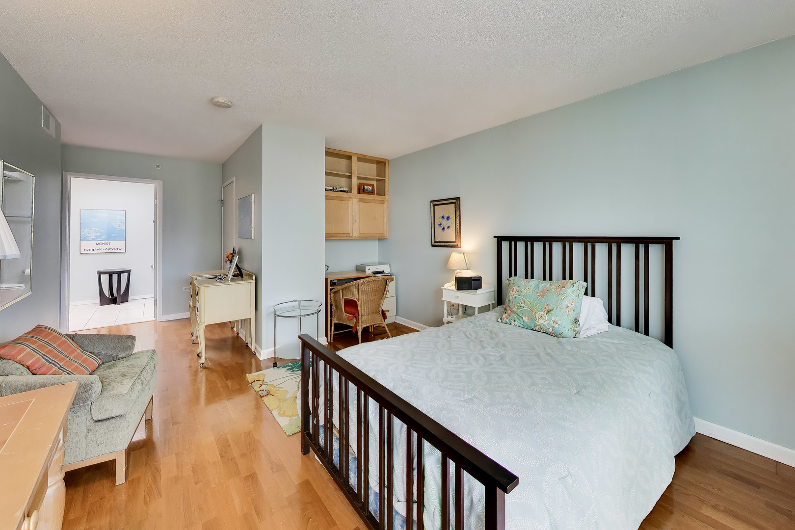 1580 sherman Avenue Unit: PH6