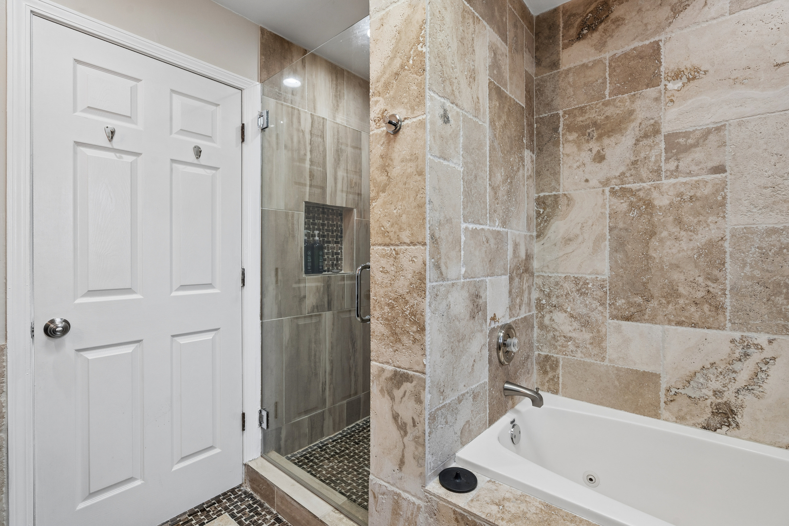 1370 Northmoor Court
