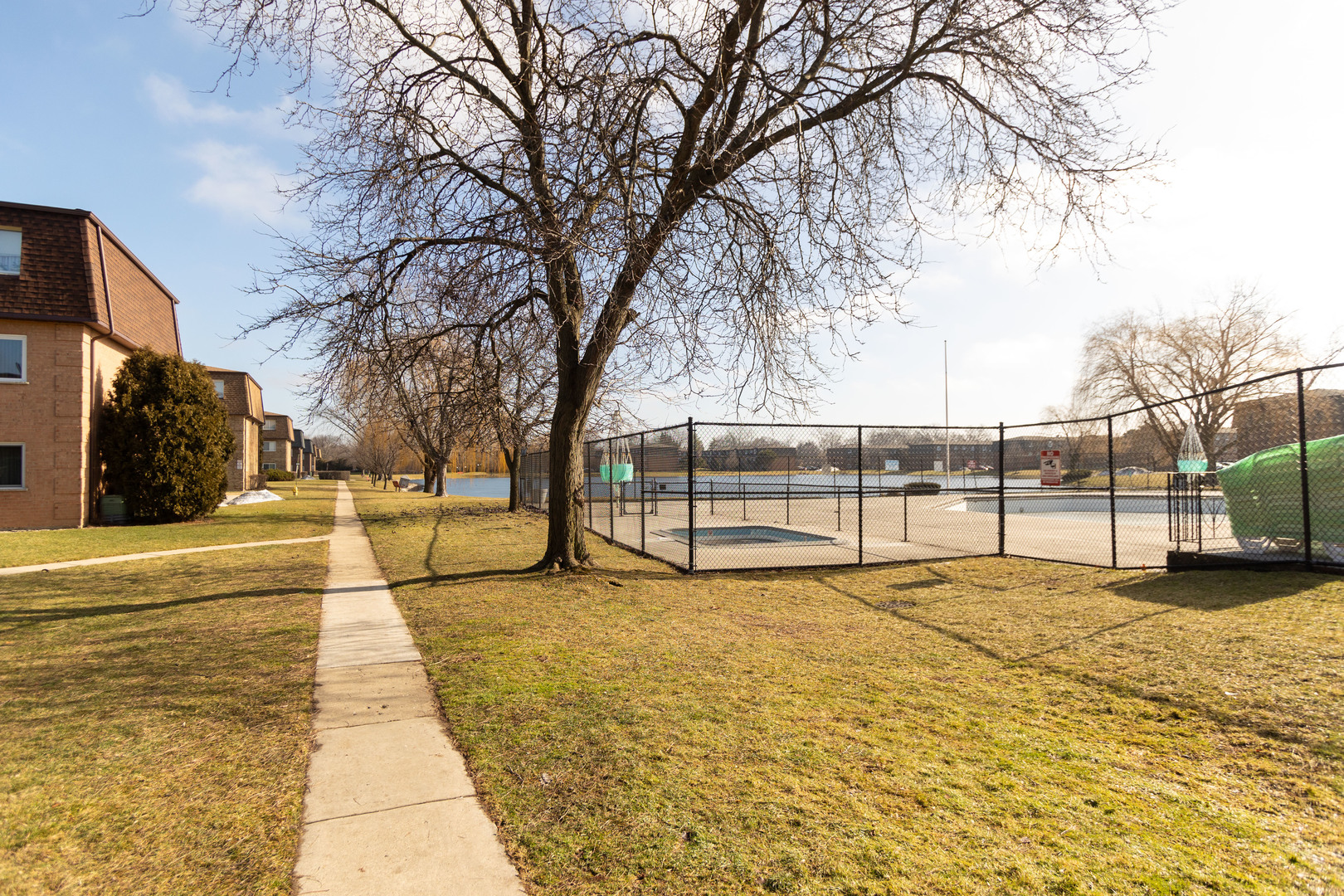 9446 Bay Colony Drive Unit: 1S