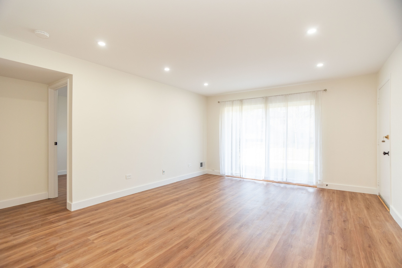 9446 Bay Colony Drive Unit: 1S