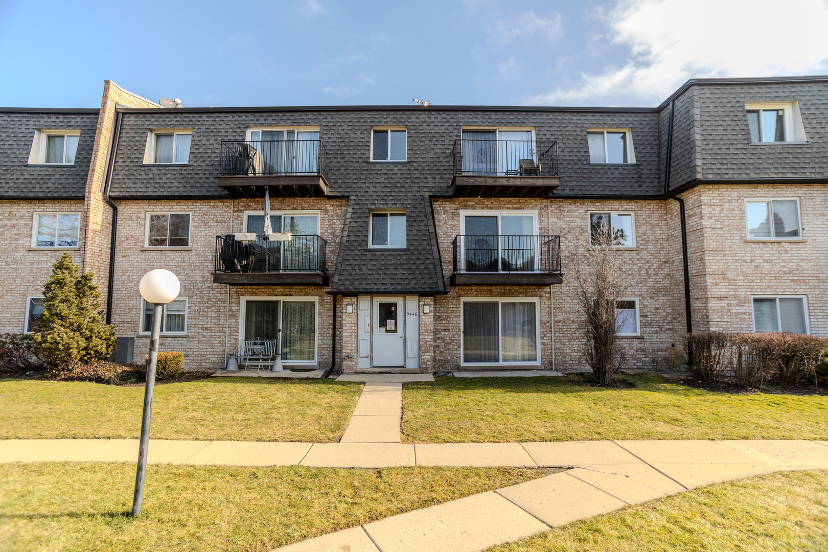 9446 Bay Colony Drive Unit: 1S