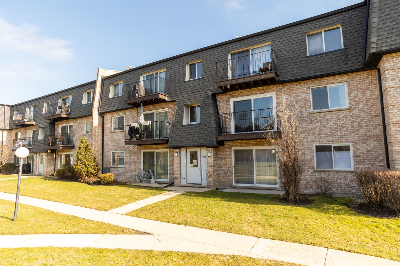 9446 Bay Colony Drive Unit: 1S