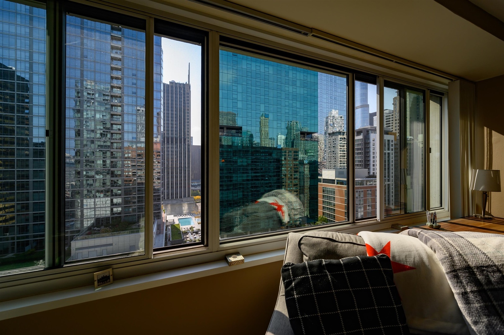 211 E Ohio Street Unit: 2519