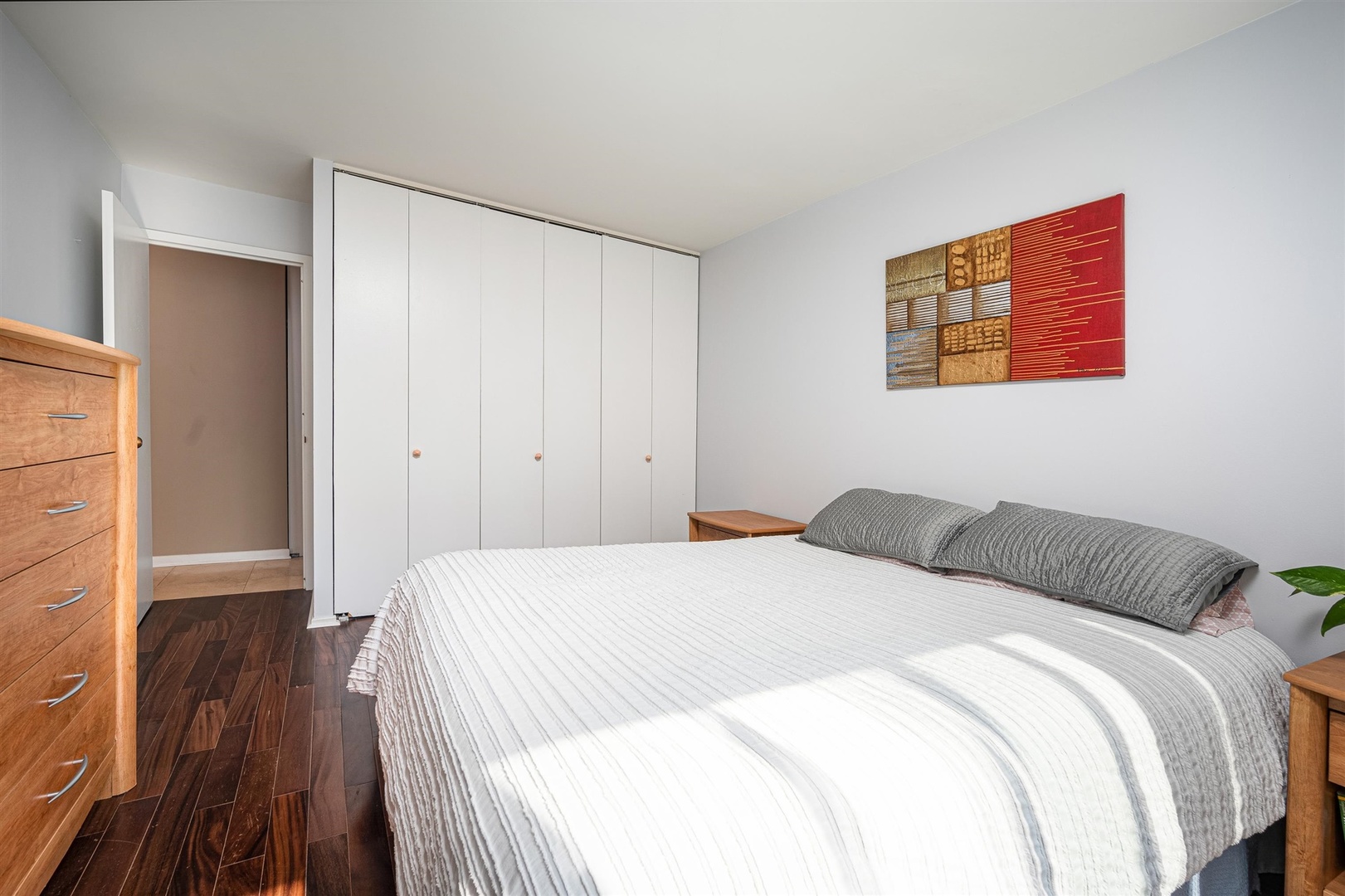 211 E Ohio Street Unit: 2519