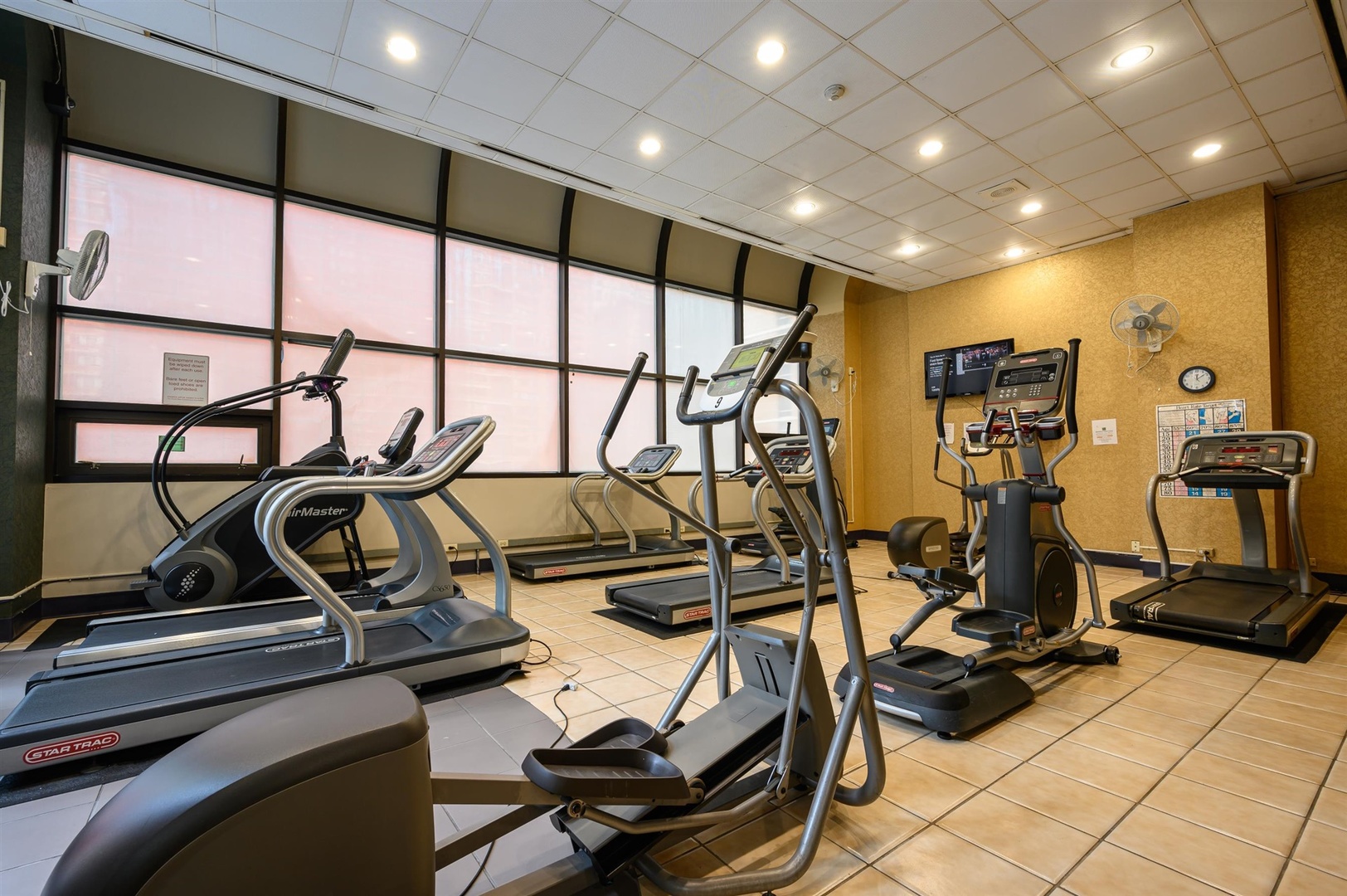 211 E Ohio Street Unit: 2519