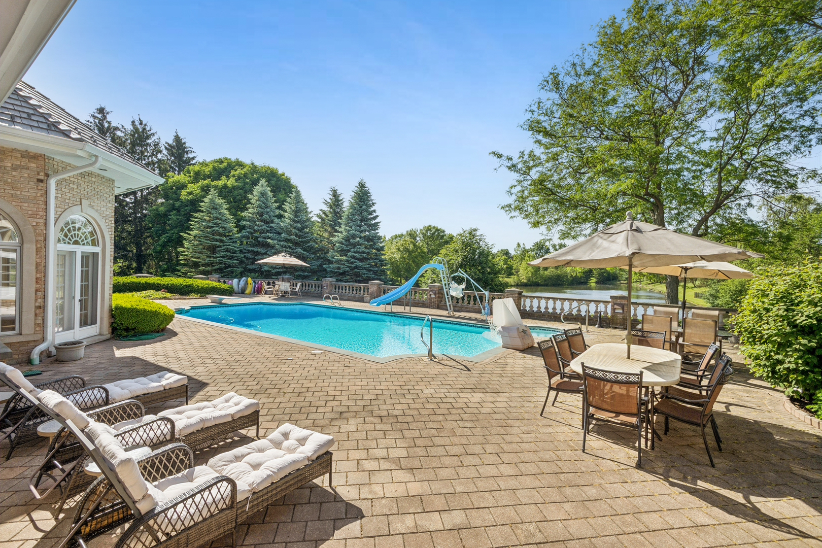 855 Jennifer Court
