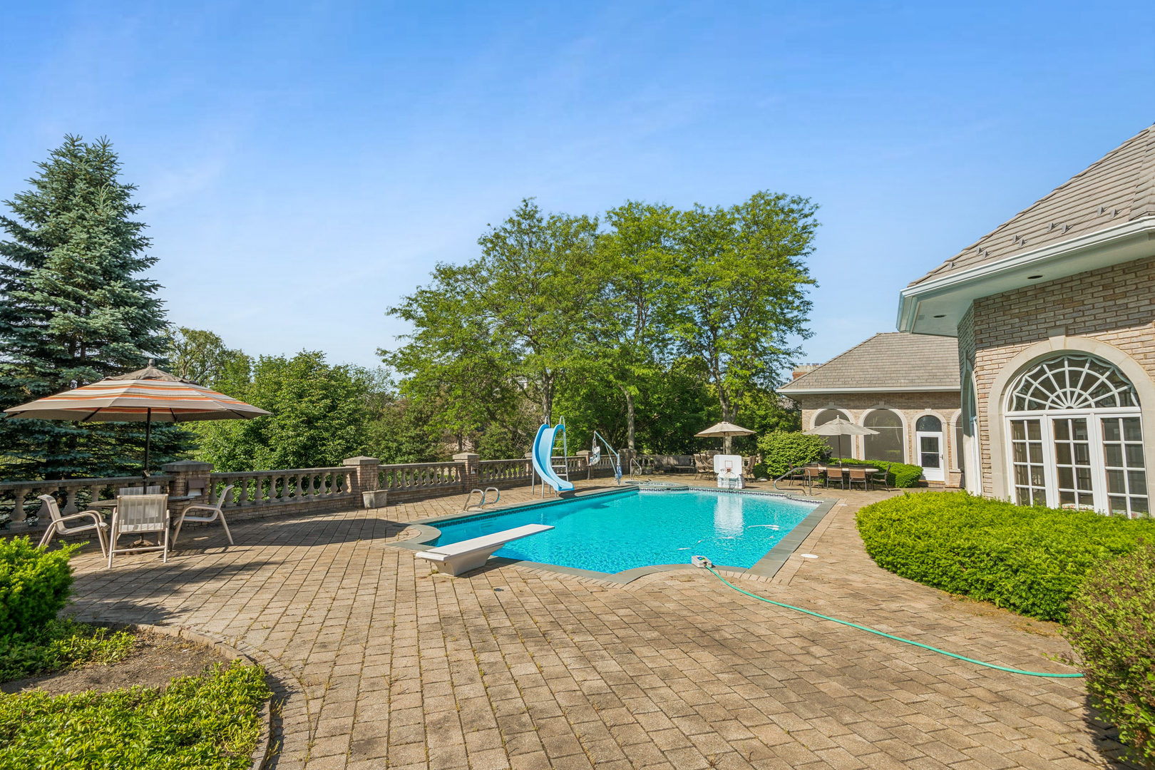 855 Jennifer Court