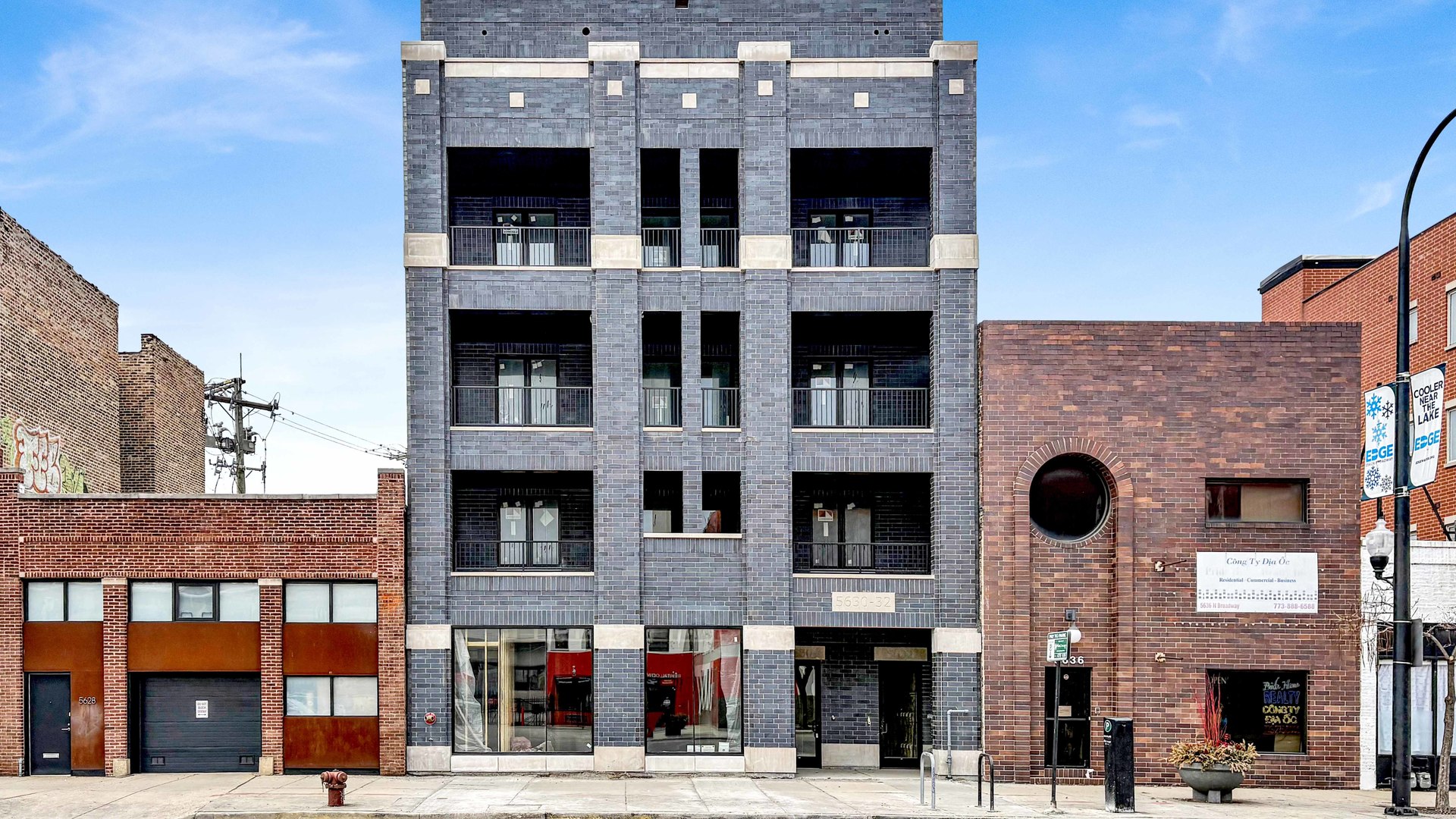 5630 N Broadway Street Unit: 4E