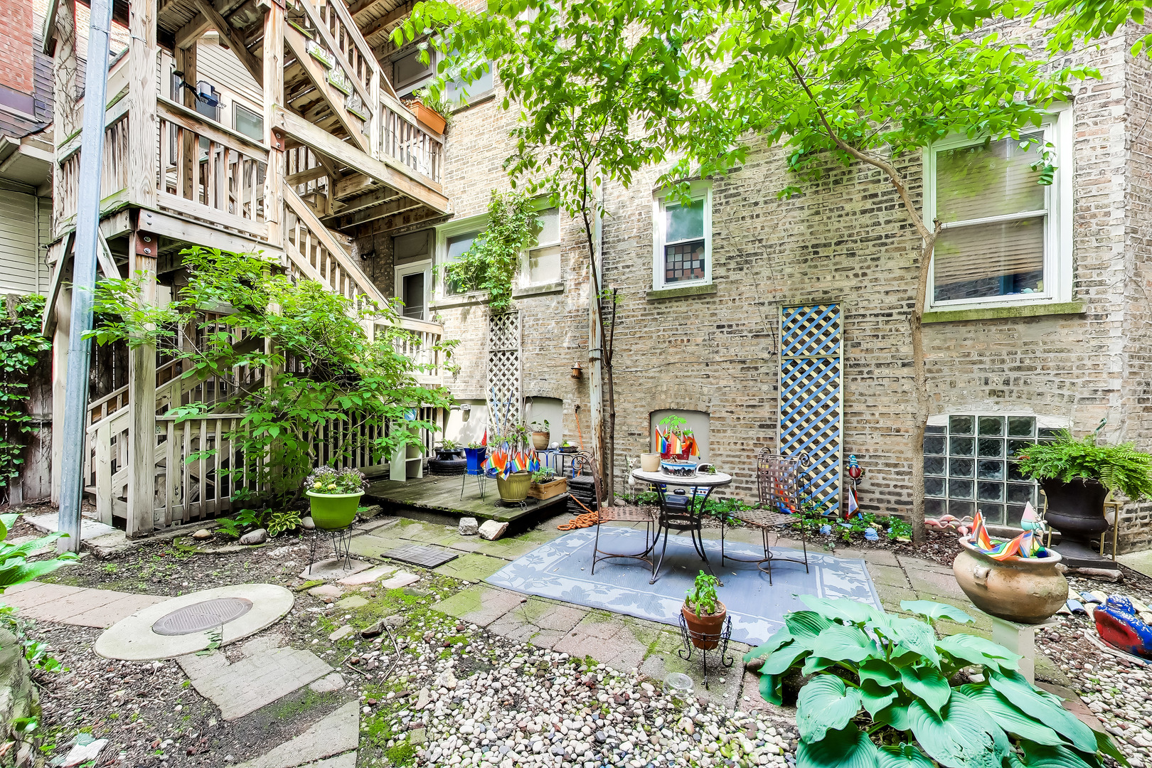 5712 N Wayne Avenue Unit: 3