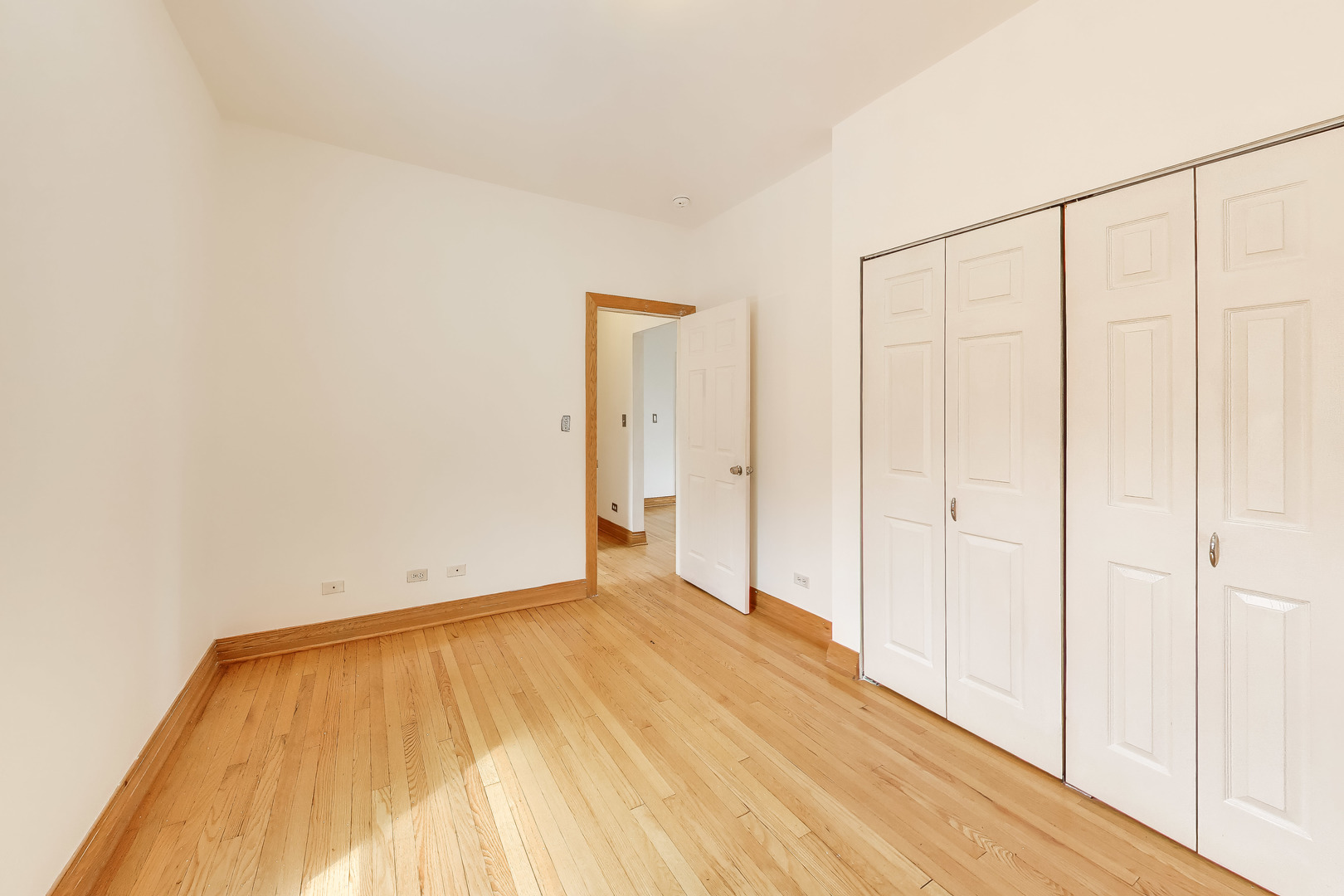 5712 N Wayne Avenue Unit: 3