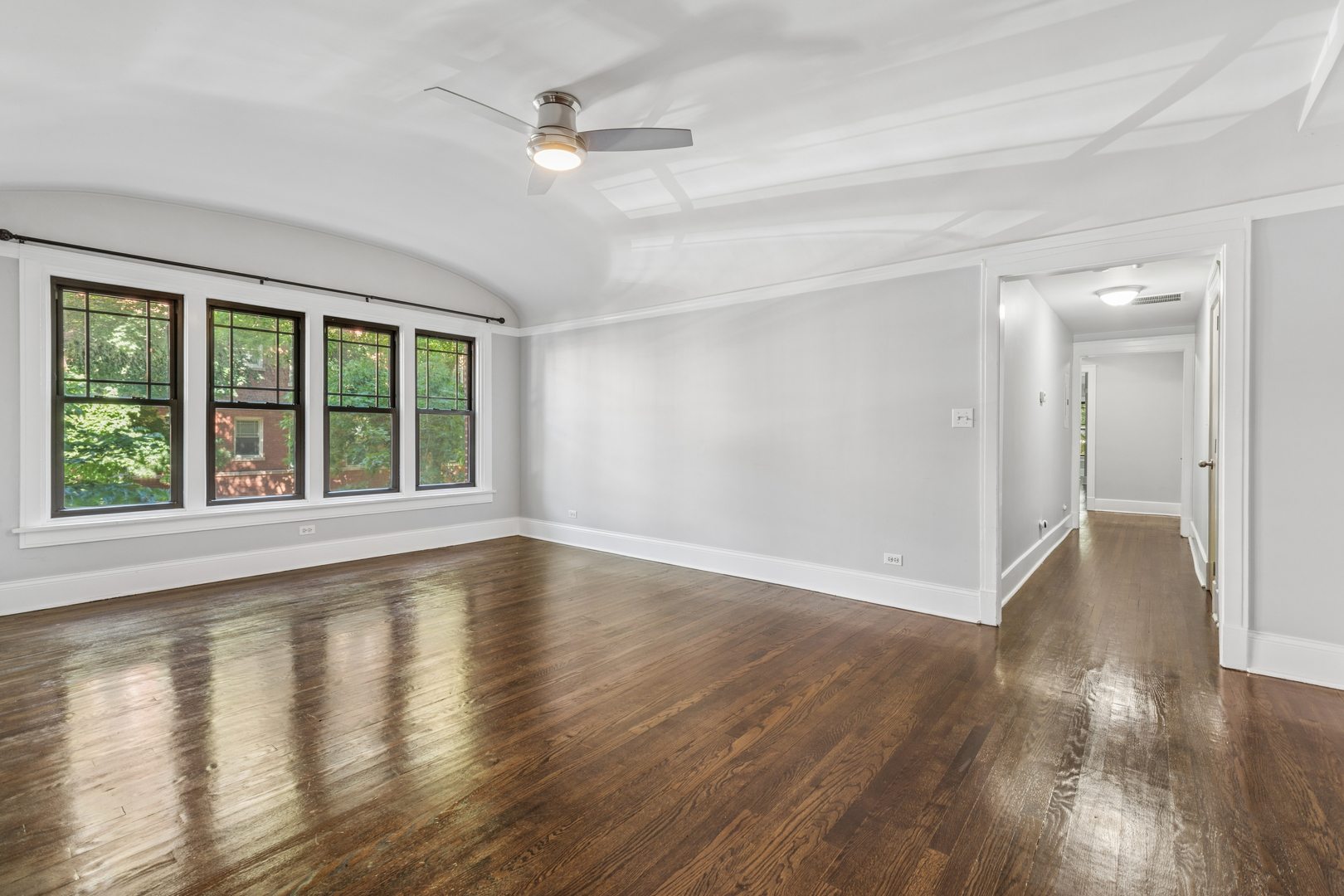 1467 W Fargo Avenue Unit: 1