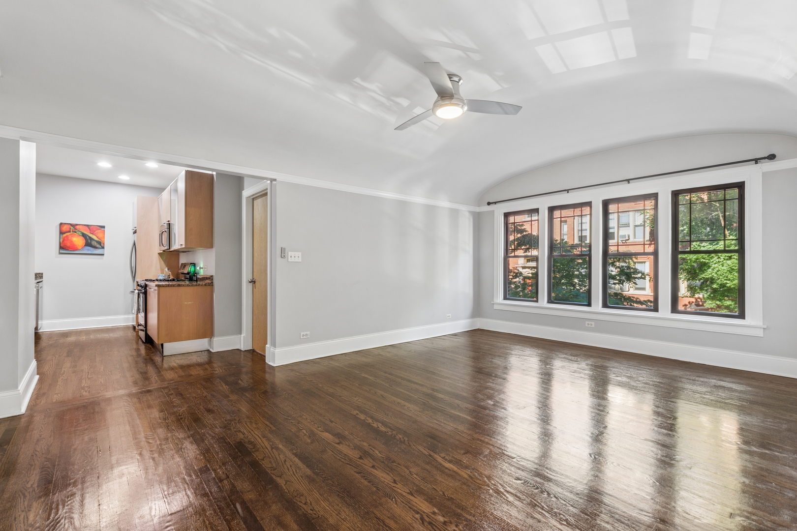 1467 W Fargo Avenue Unit: 1
