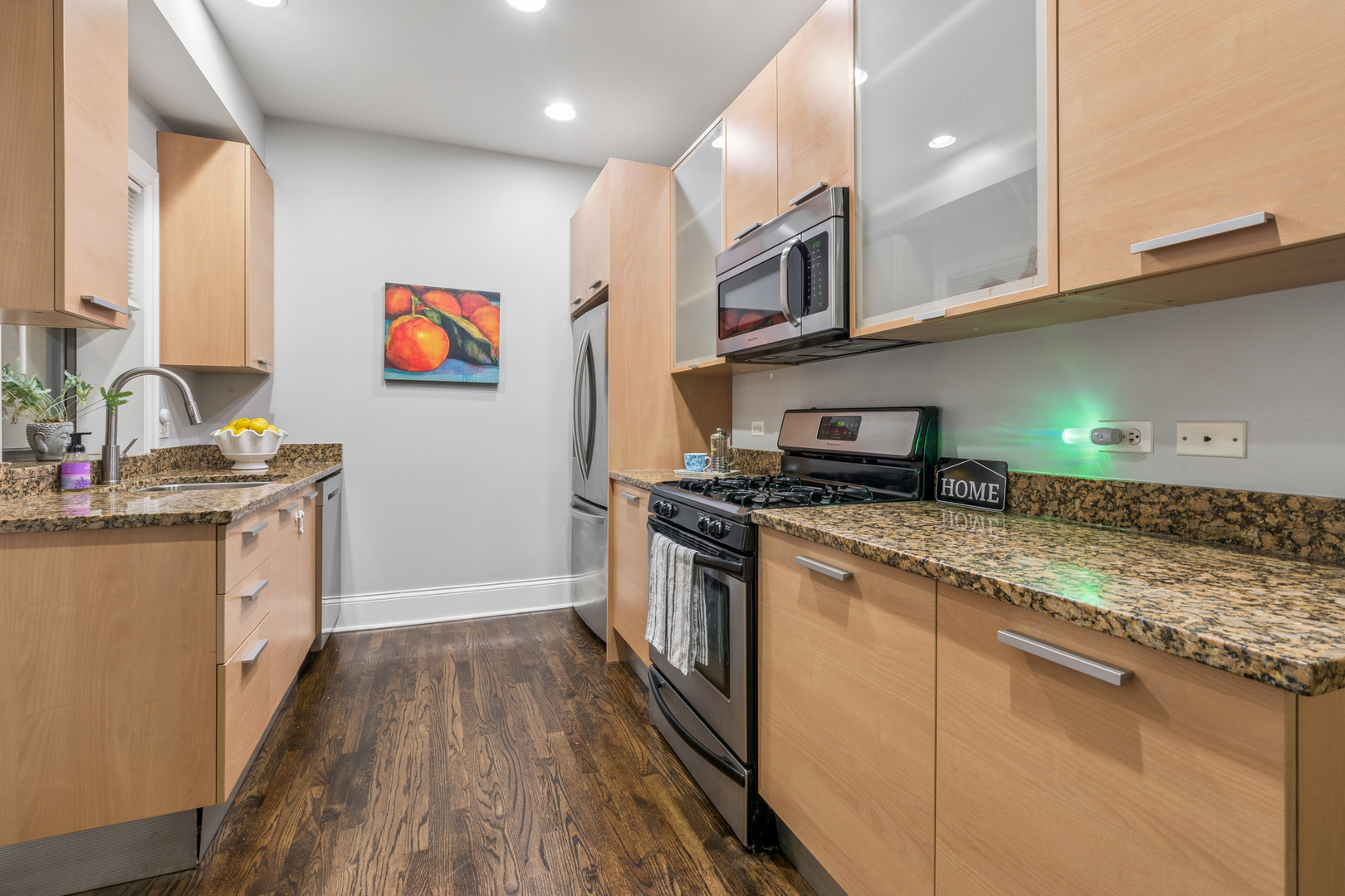 1467 W Fargo Avenue Unit: 1