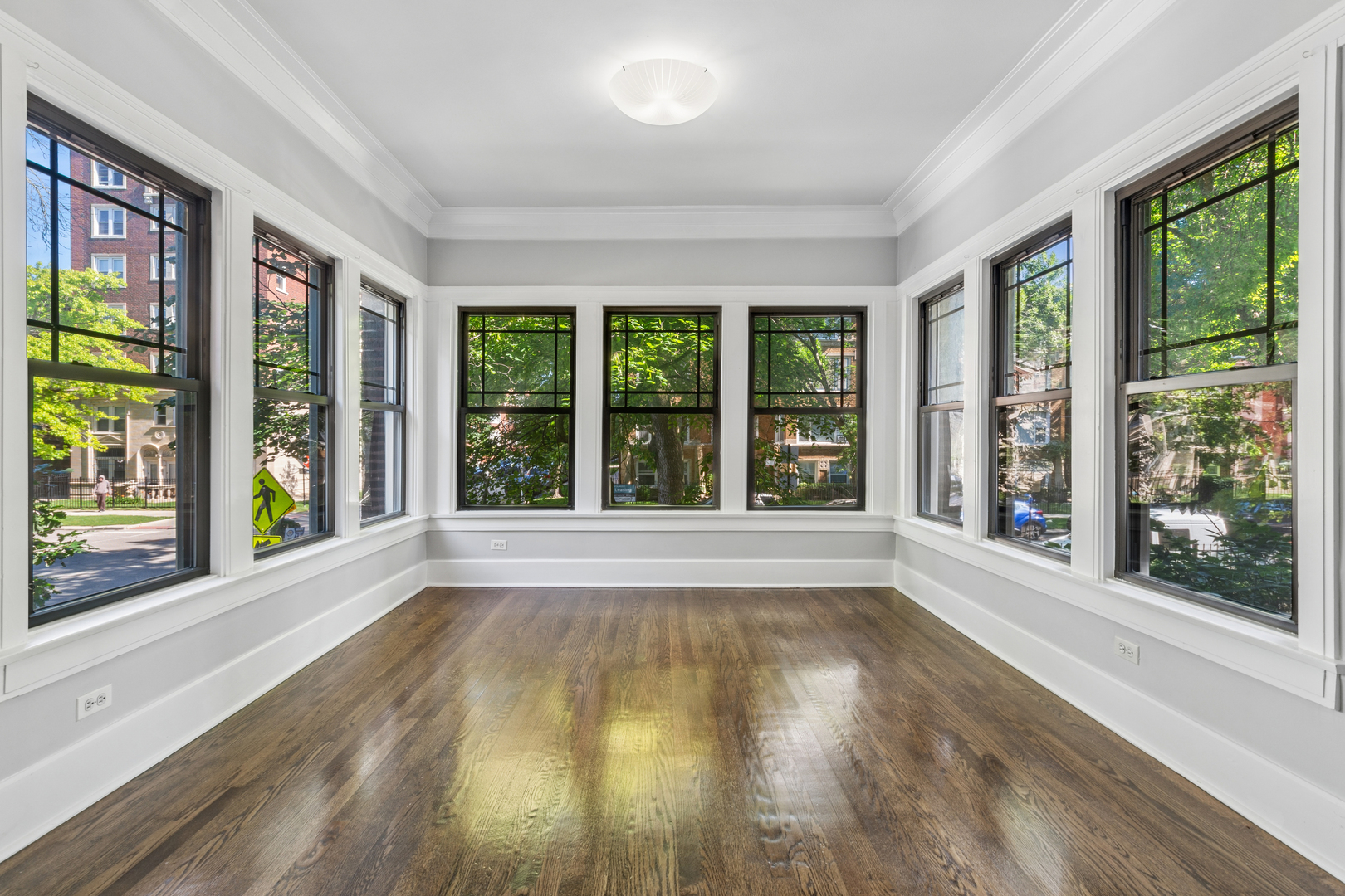 1467 W Fargo Avenue Unit: 1