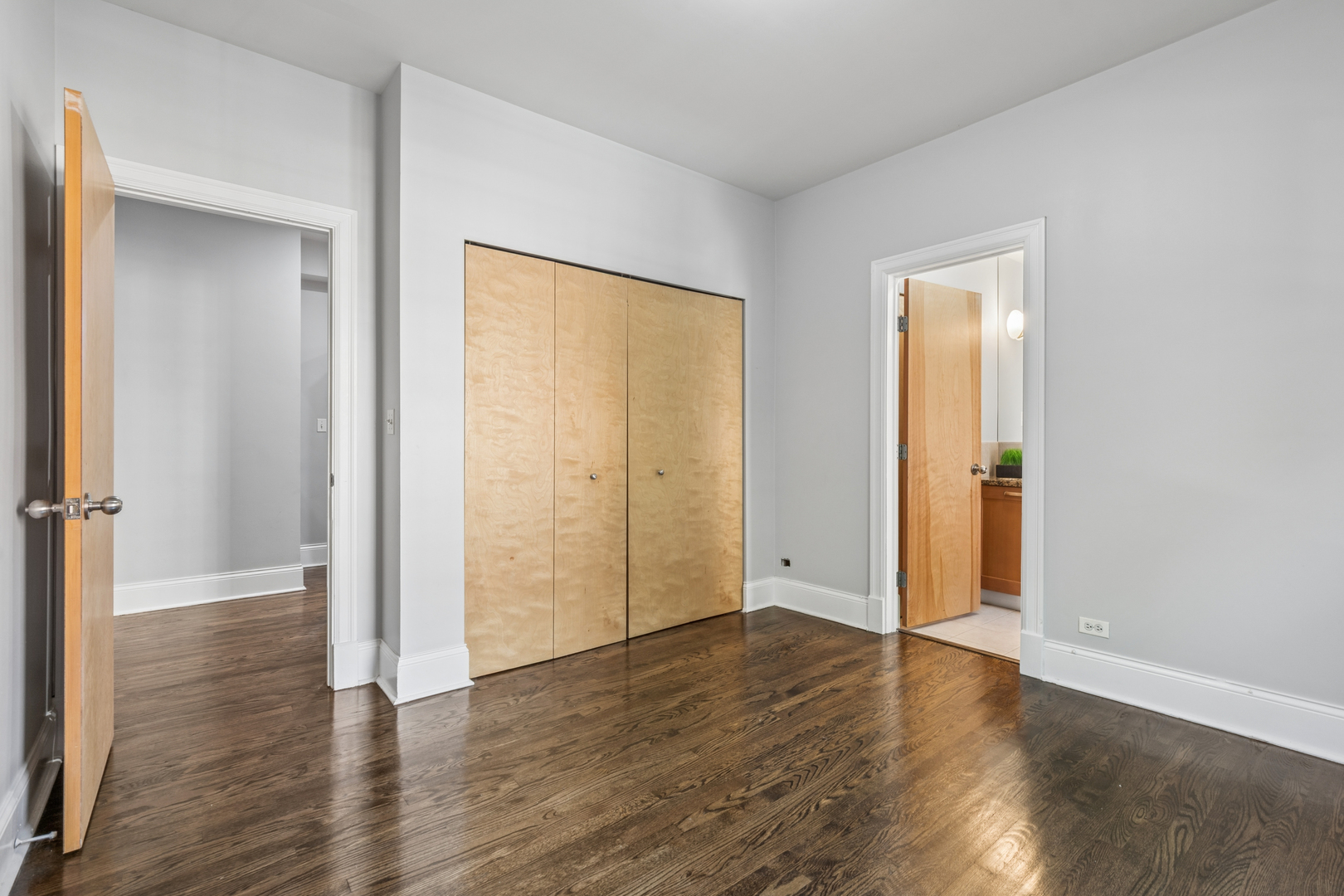 1467 W Fargo Avenue Unit: 1