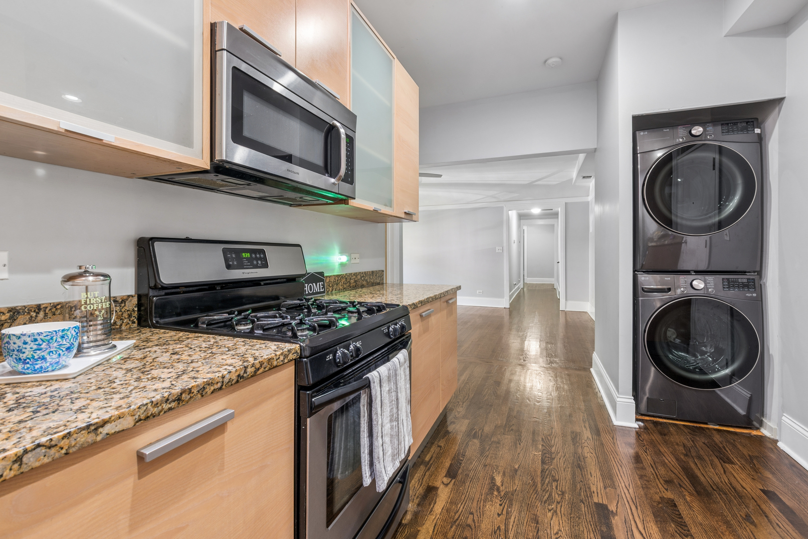 1467 W Fargo Avenue Unit: 1