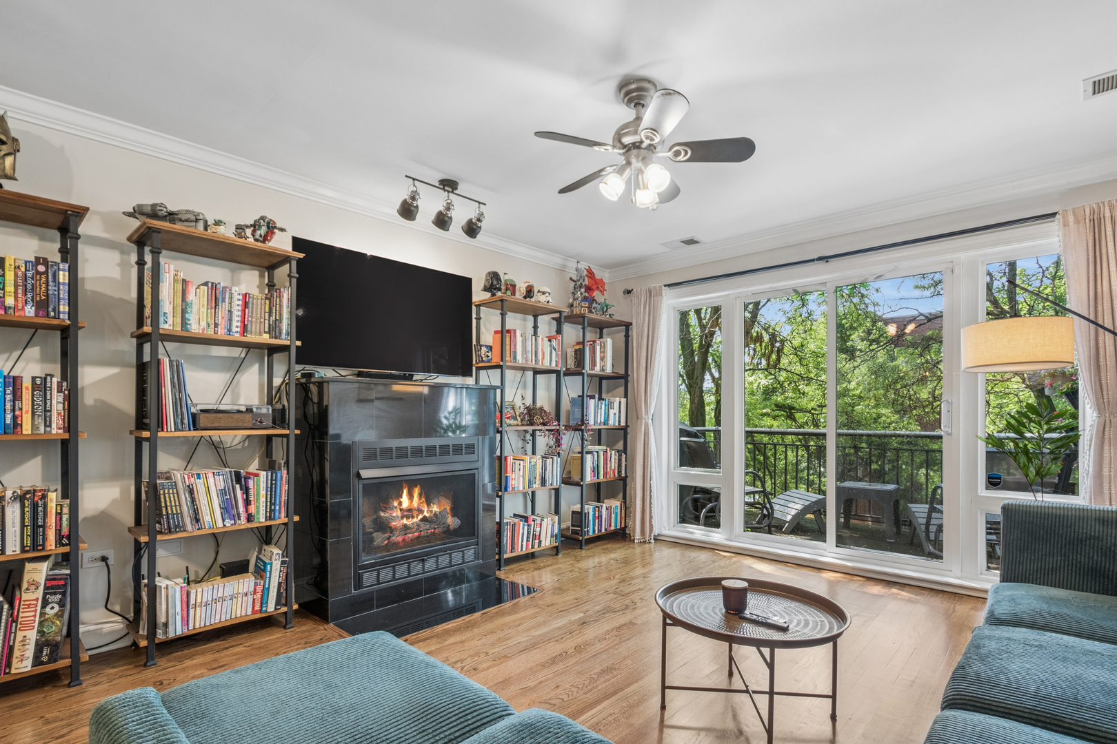 1514 W Pratt Boulevard Unit: 3B