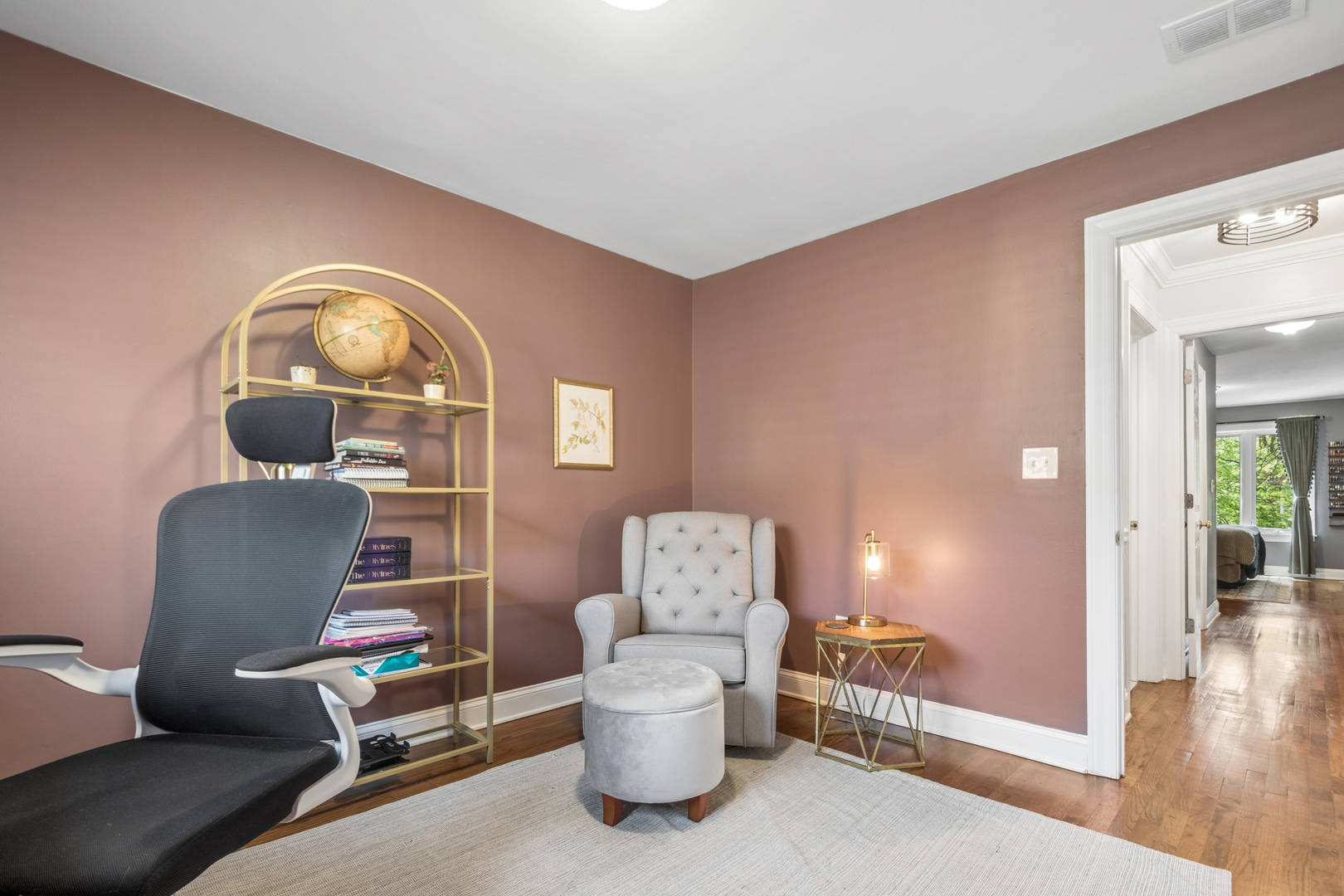 1514 W Pratt Boulevard Unit: 3B