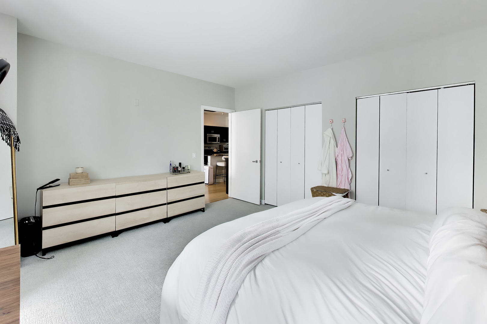 8 E Randolph Street Unit: 1602