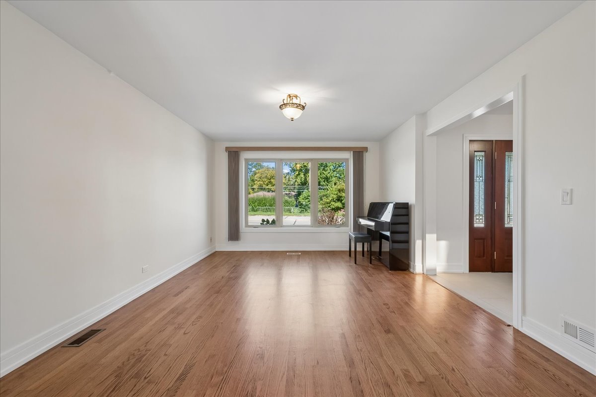 345 W Dempster Street