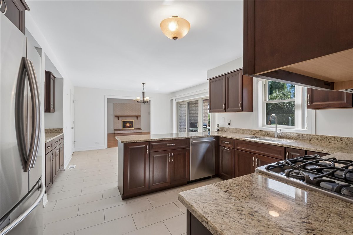 345 W Dempster Street