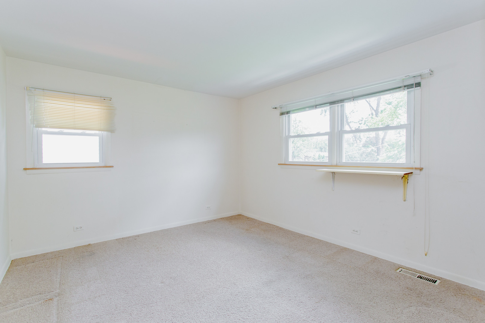 5 S Donald Avenue