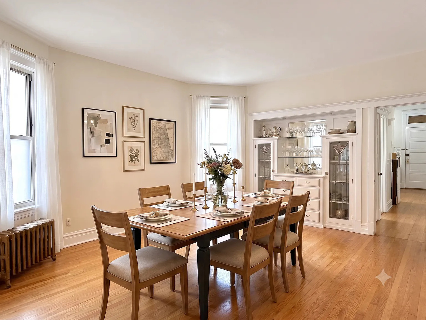 2535 W Eastwood Avenue Unit: 2