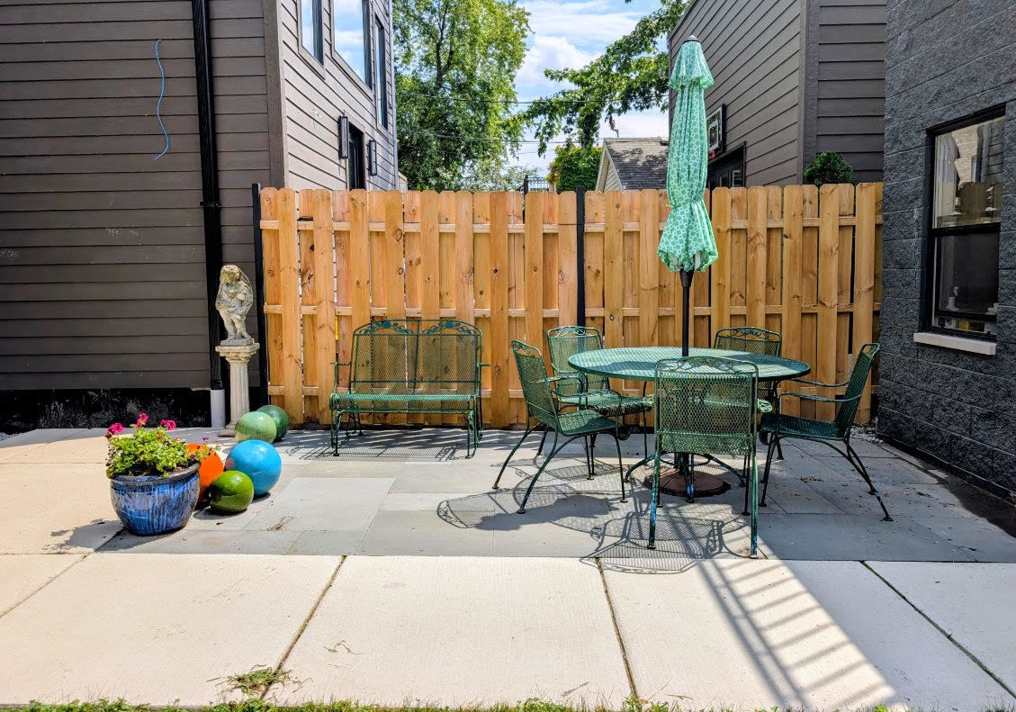 3144 N Leavitt Street Unit: GARDEN