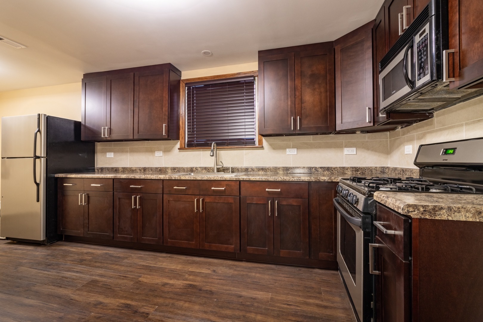 2938 N Dawson Avenue Unit: 1