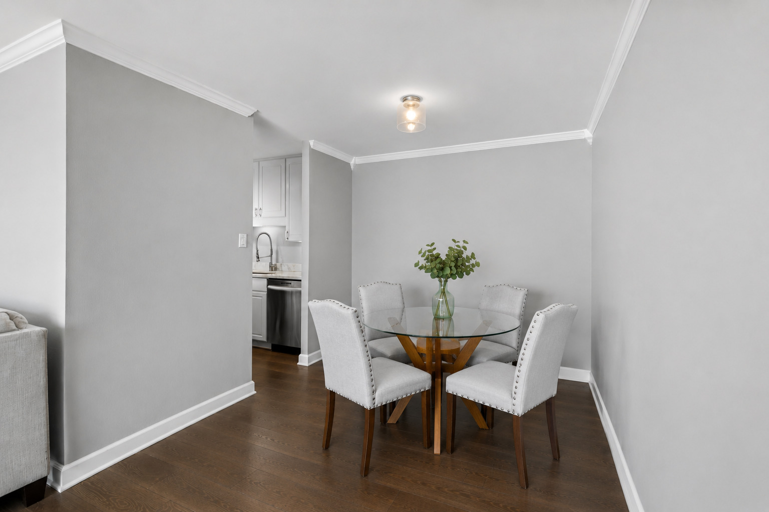 111 E Chestnut Street Unit: 47F