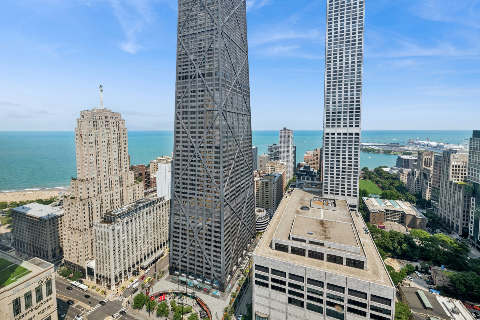 111 E Chestnut Street Unit: 47F