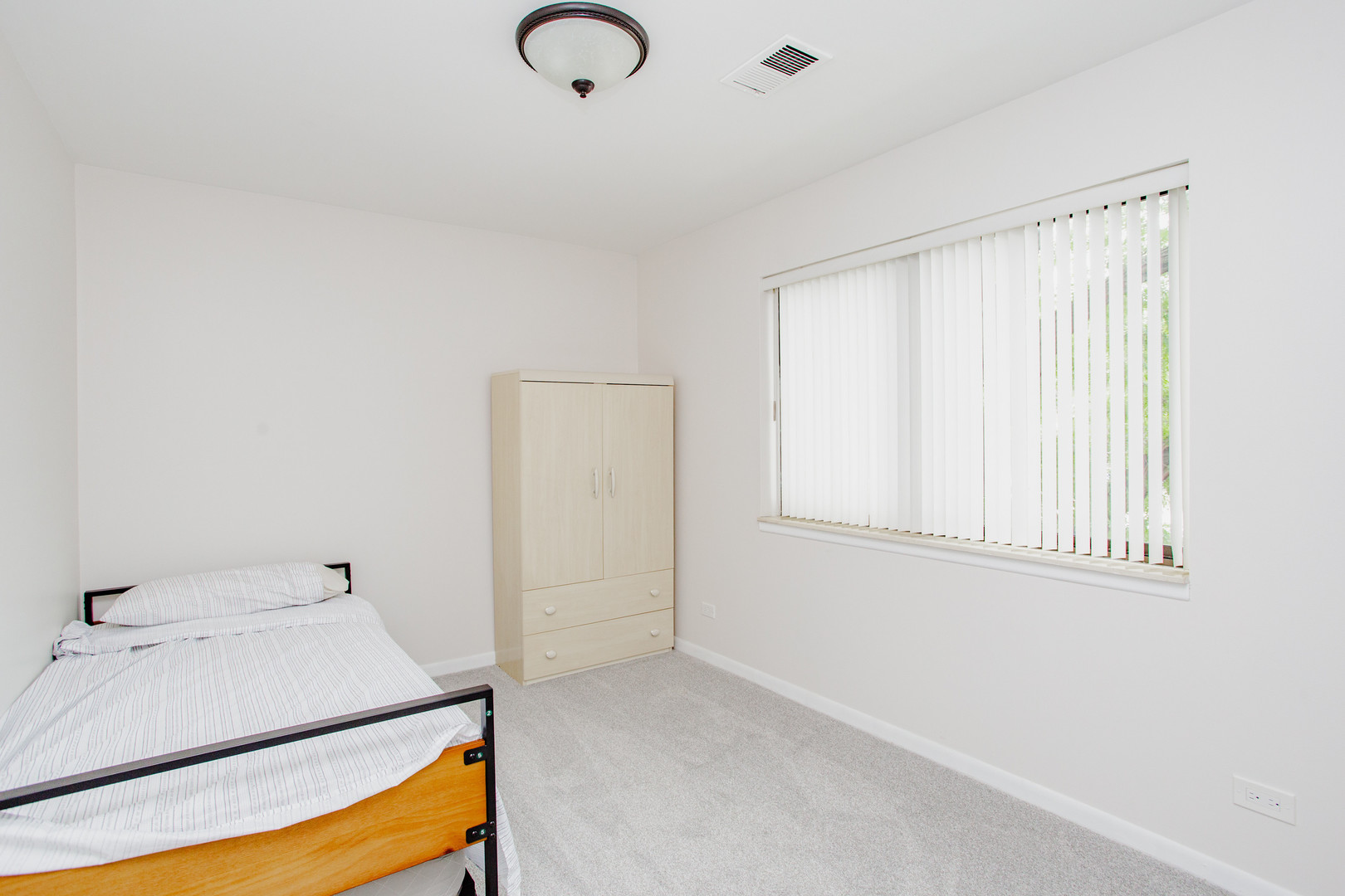 701 W Central Road Unit: B4
