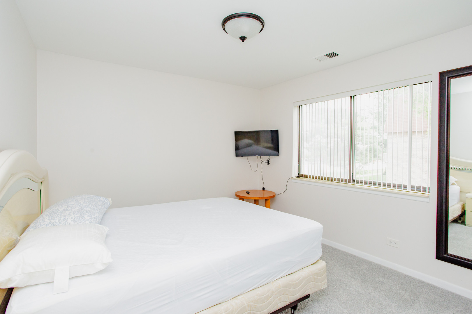 701 W Central Road Unit: B4