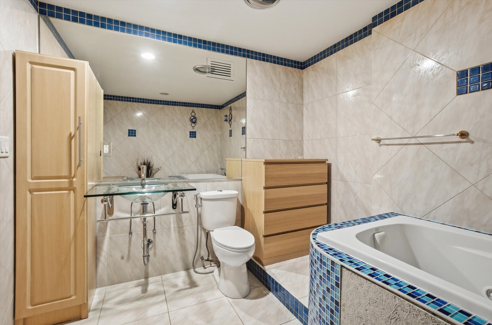 1275 E Baldwin Lane Unit: 504