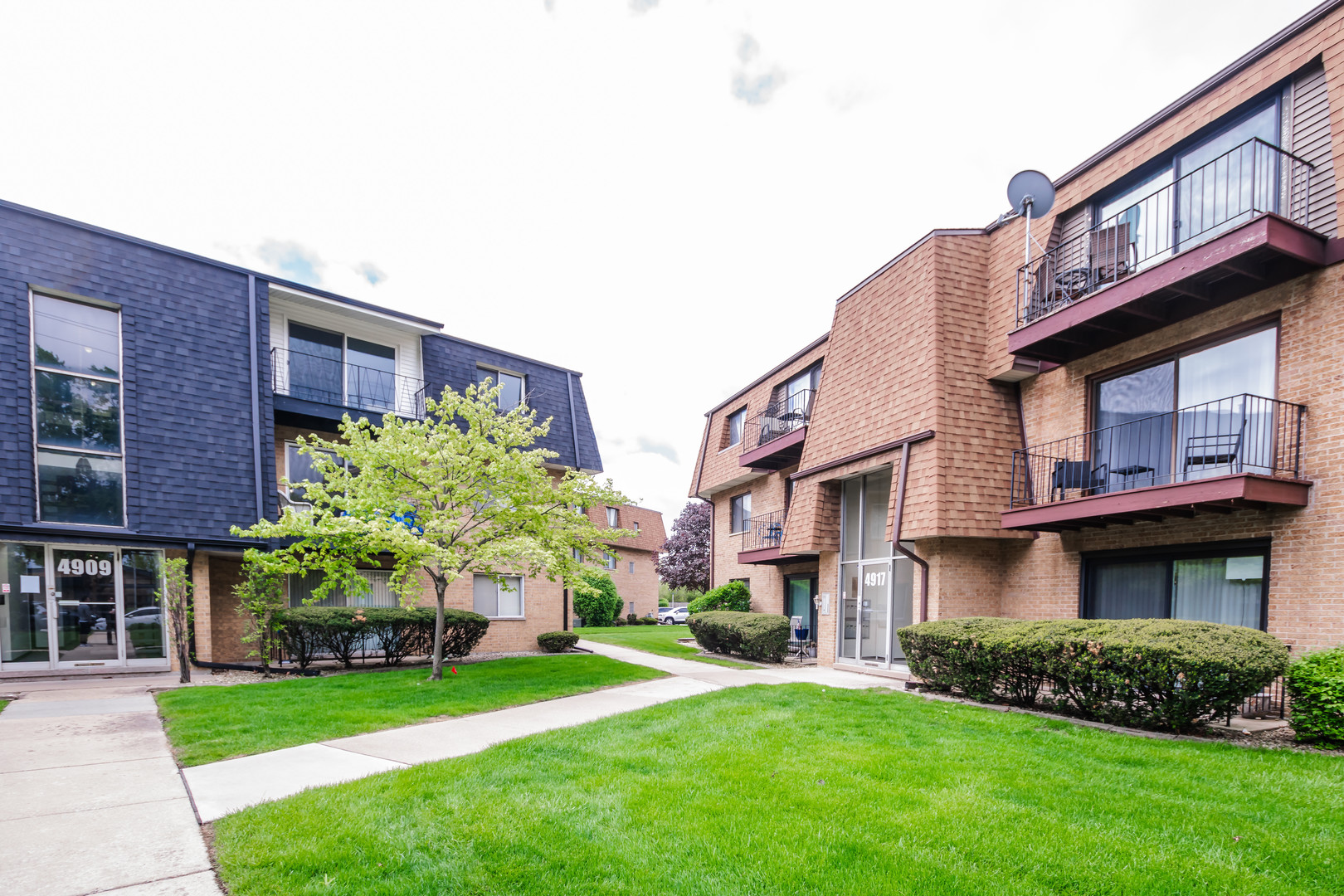 4917 W 109th Street Unit: 301