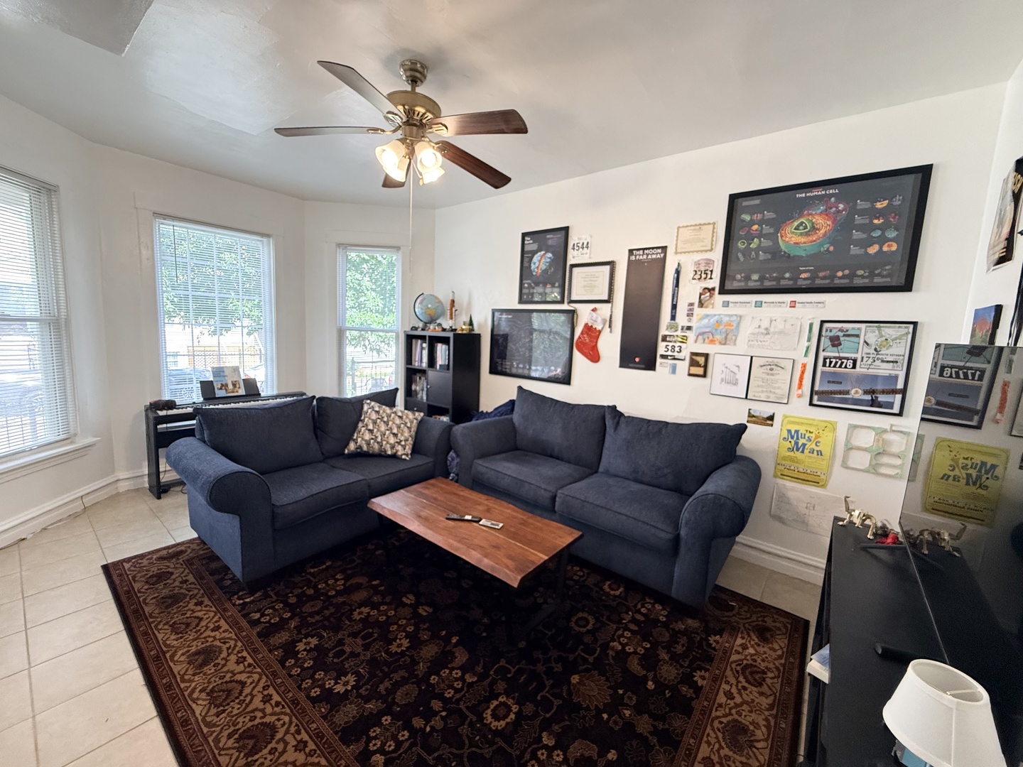 2943 N Allen Avenue Unit: 1