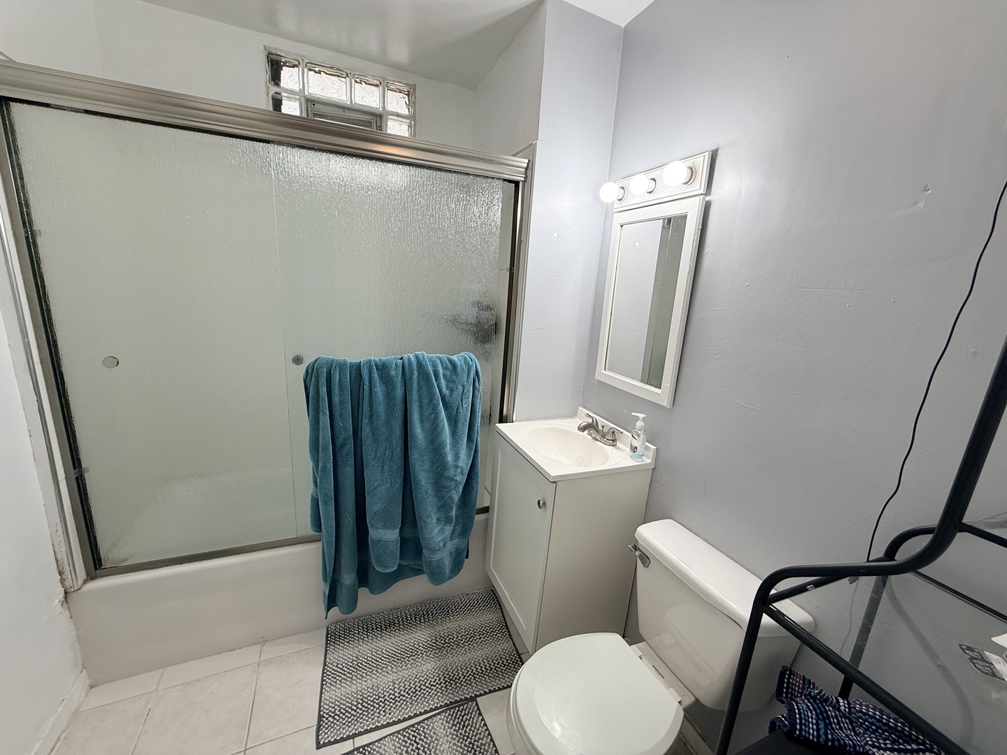 2943 N Allen Avenue Unit: 1
