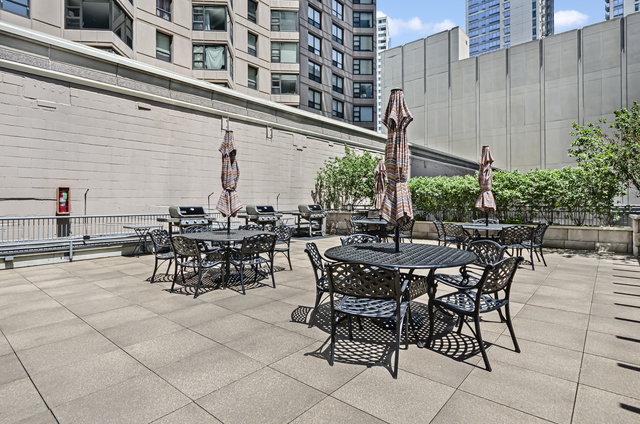 400 E Ohio Street Unit: 3502