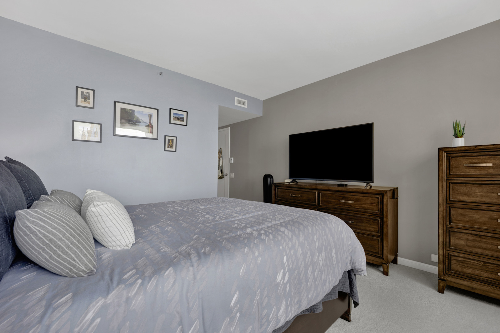 400 E Ohio Street Unit: 3502