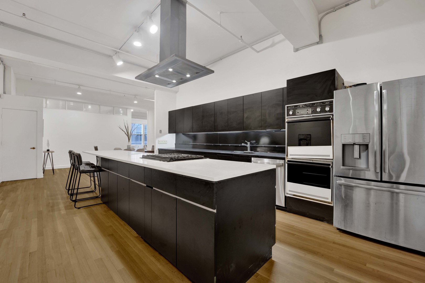 727 S Dearborn Street Unit: 311