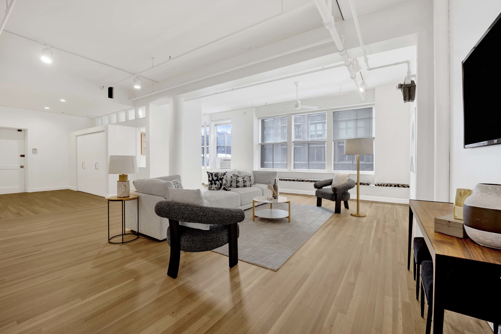 727 S Dearborn Street Unit: 311