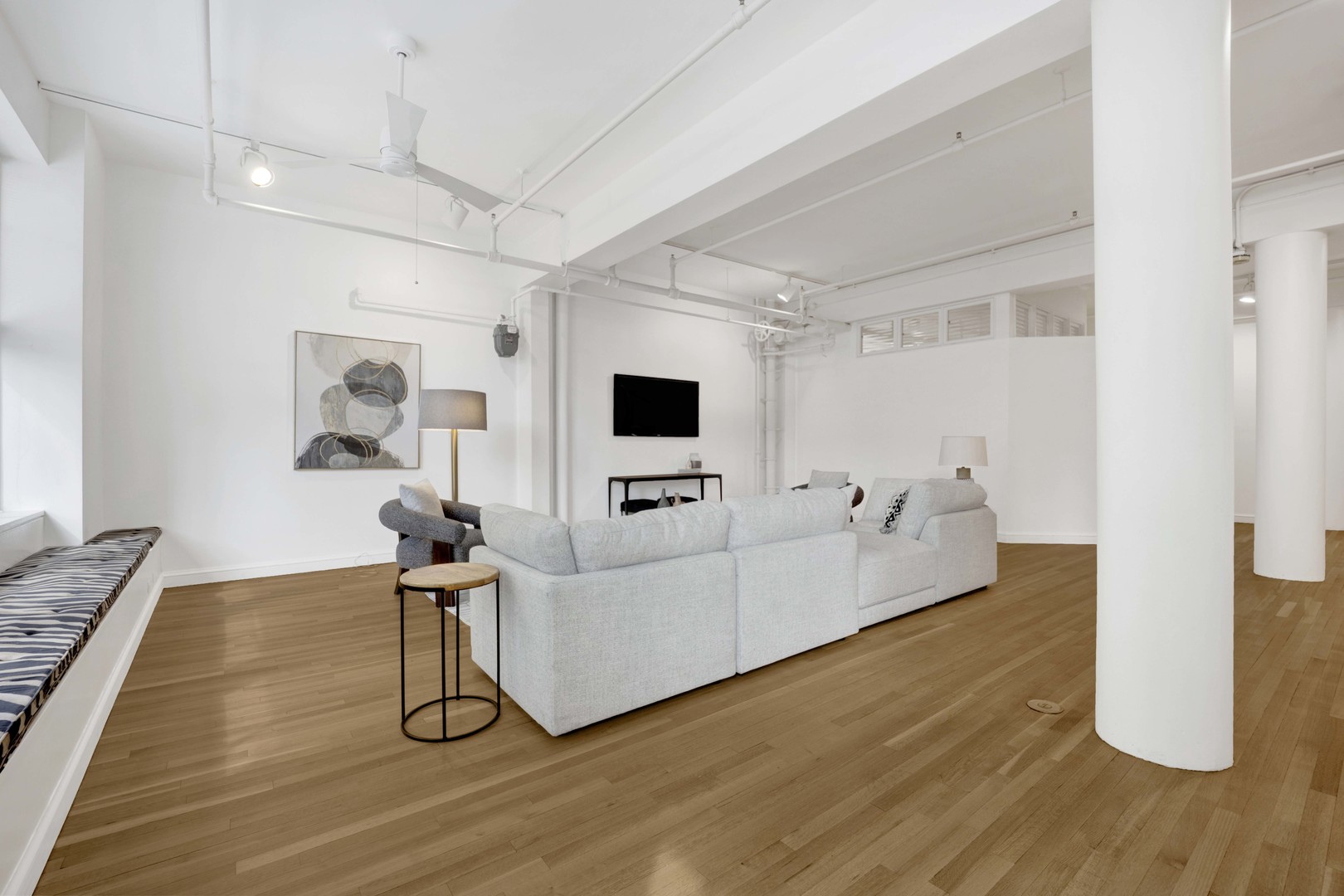 727 S Dearborn Street Unit: 311