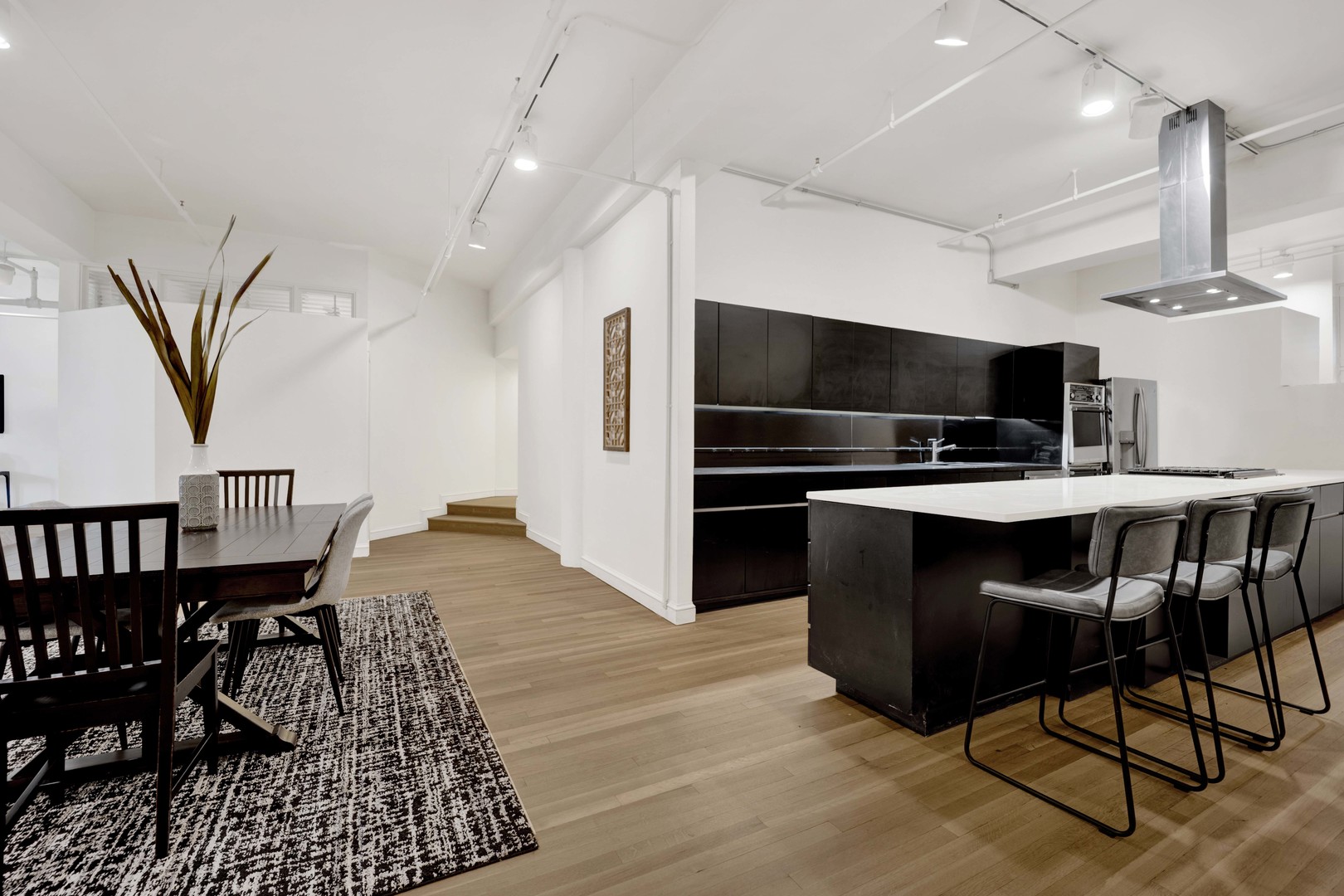 727 S Dearborn Street Unit: 311