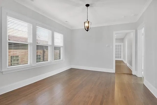 6113 N Karlov Avenue Unit: 2