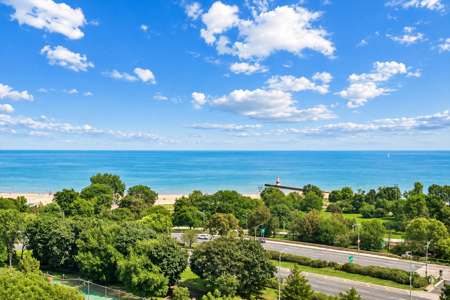 5555 N SHERIDAN Road Unit: 1215A