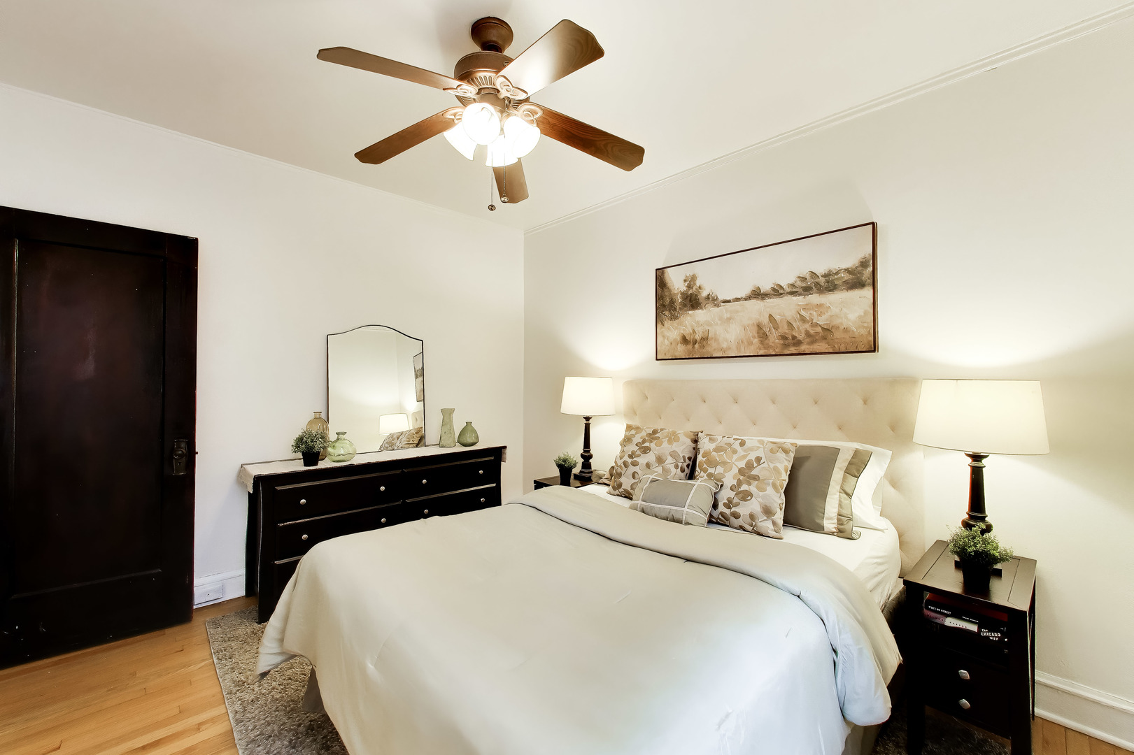 1750 W GRANVILLE Avenue Unit: 2A