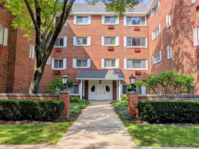 800 Washington Boulevard Unit: 305