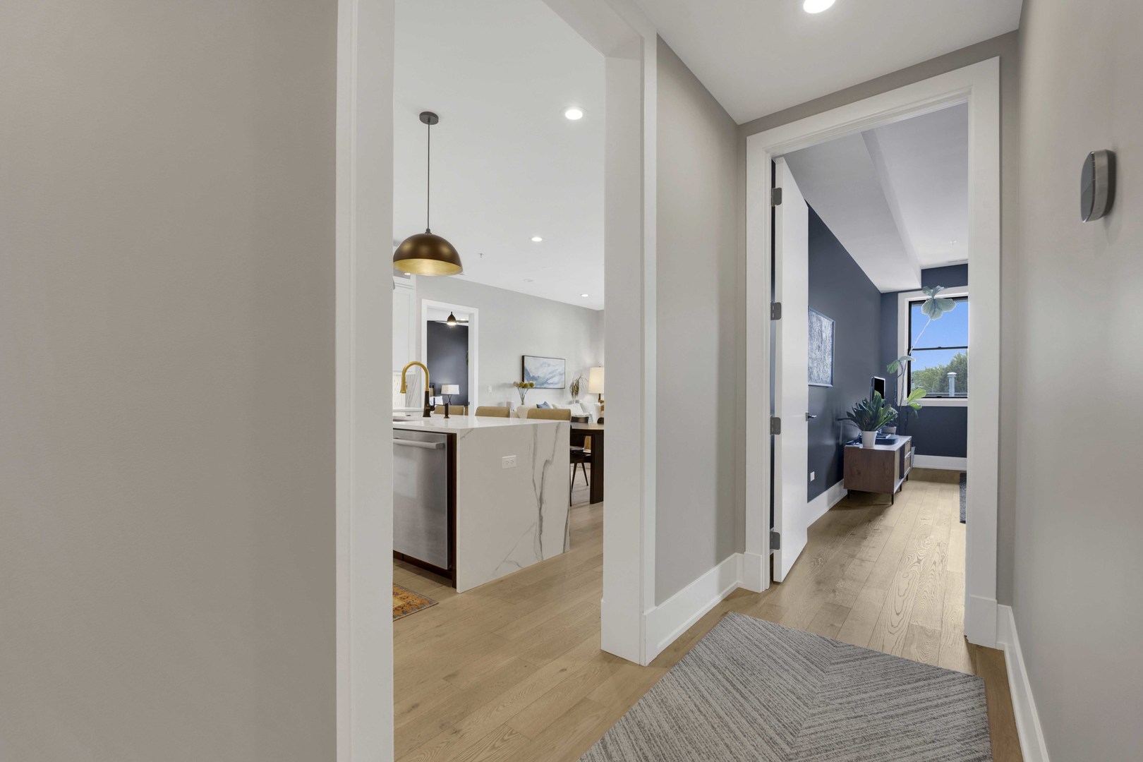 1767 W Rosehill Drive Unit: 203